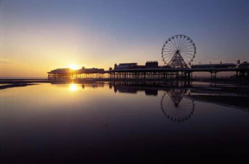The Regal Hotel Blackpool Exterior foto